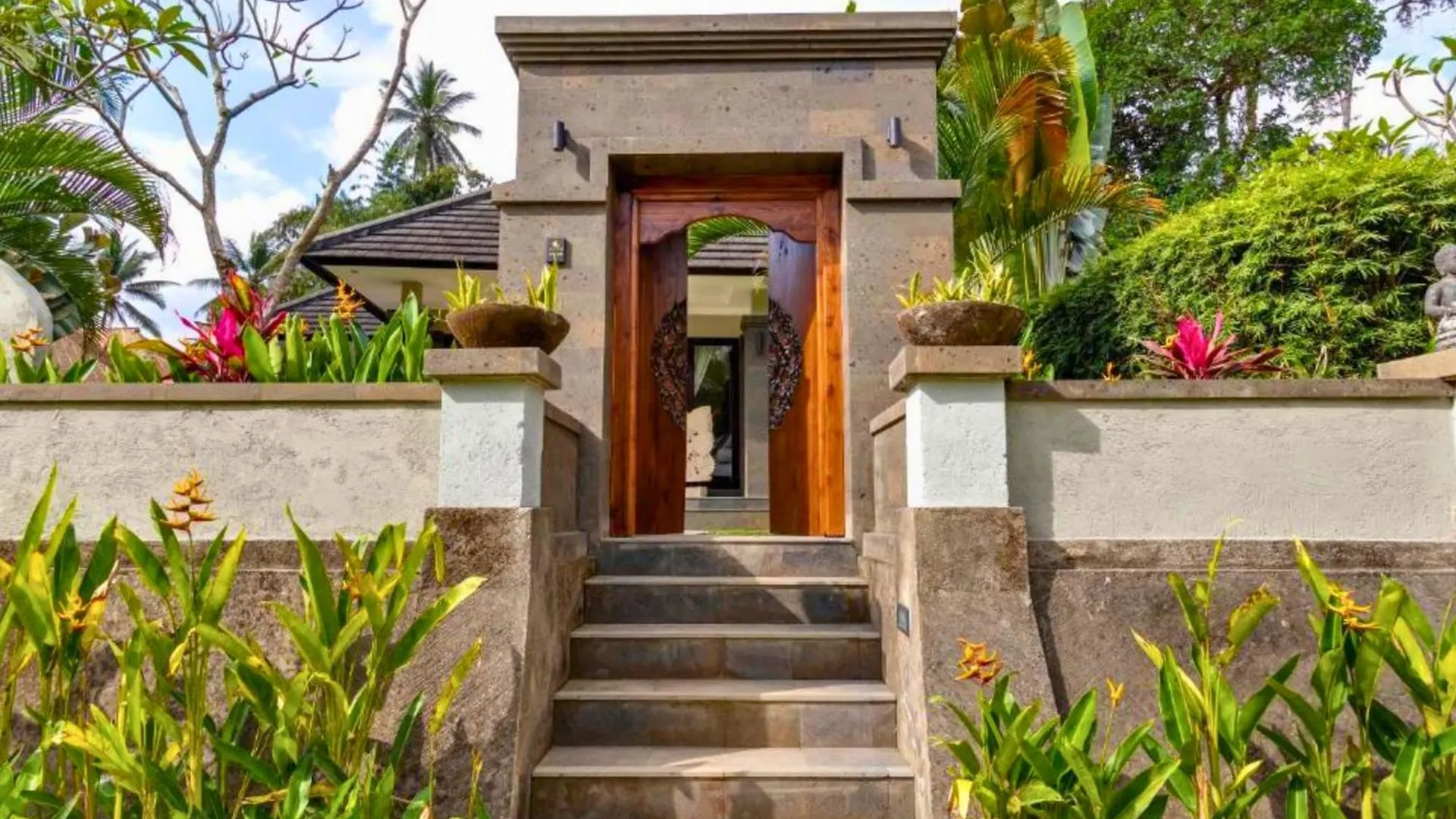 Dafhina 1 Bedroom Private Pool Villa Zn247 Ubud