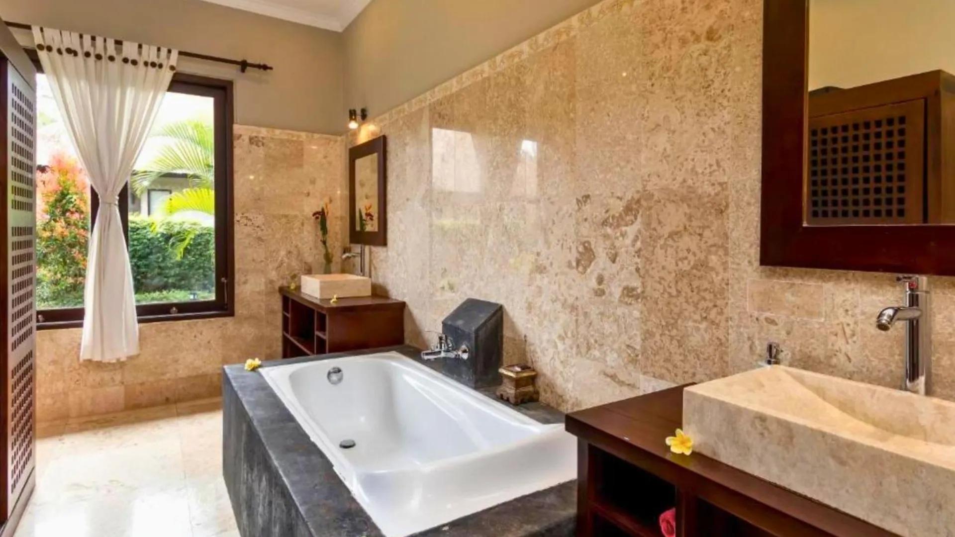 Dafhina 1 Bedroom Private Pool Villa Zn247 Ubud